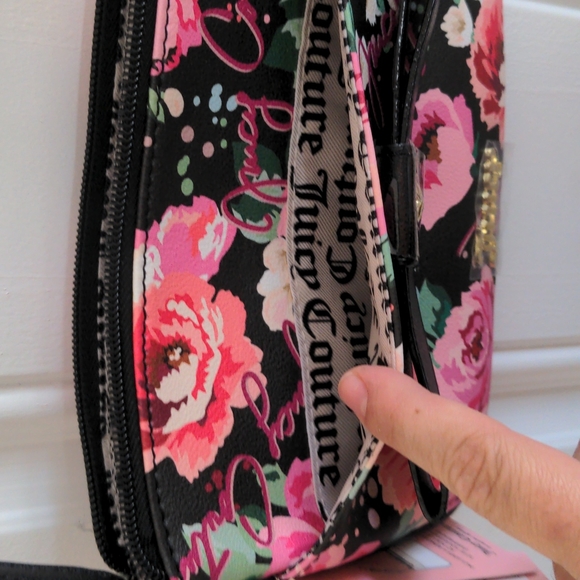Juicy Couture Crossbody - Picture 7 of 10